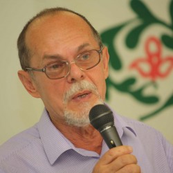 dr. Bogár László, közgazdász, egyetemi oktató, publicista